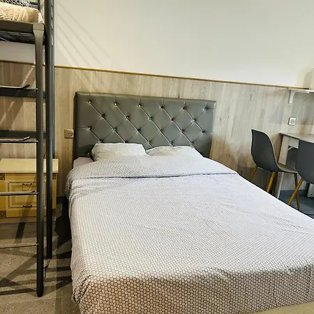 Apartment Cozy Bussy-Saint-Georges